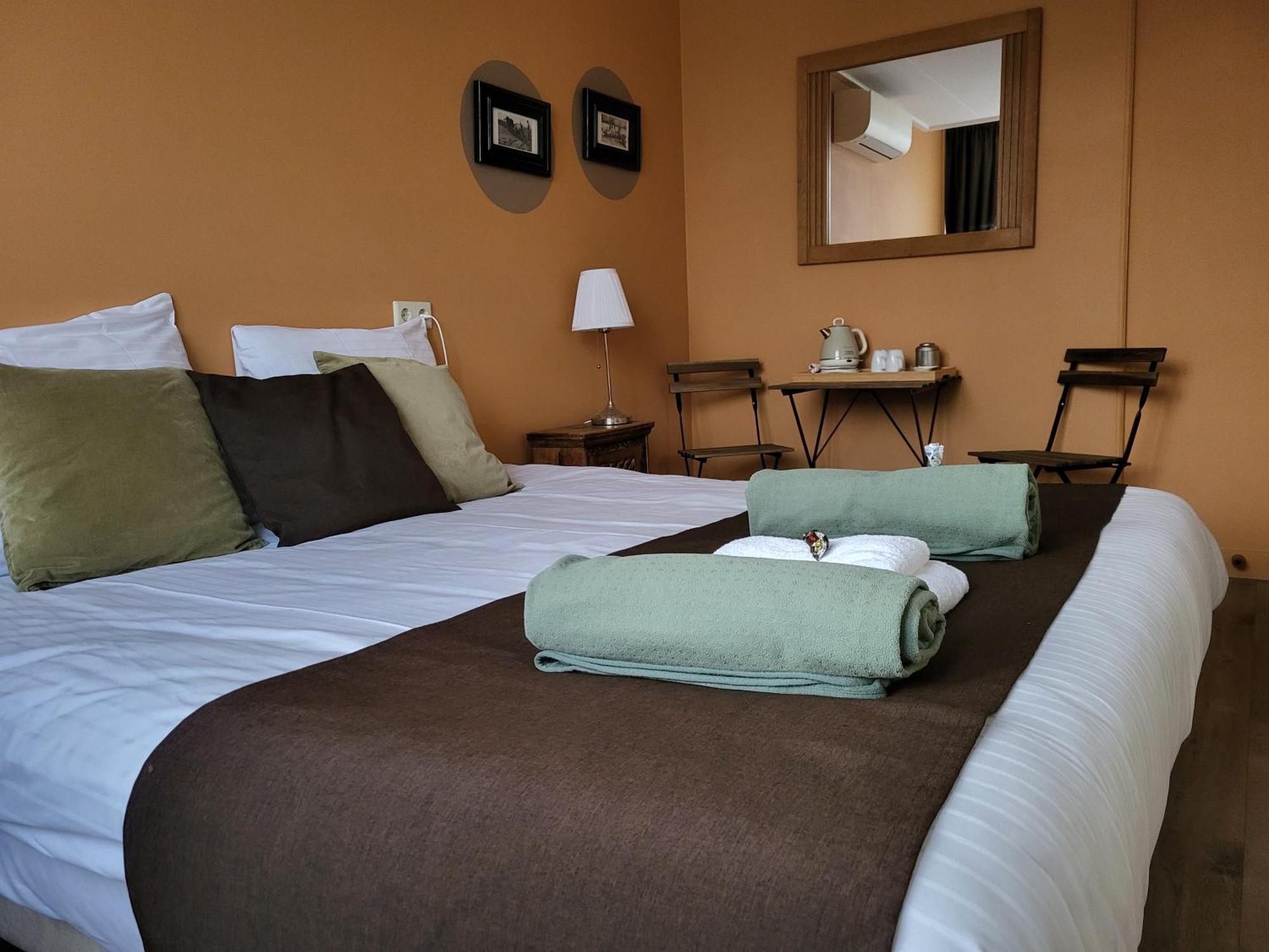 Hotel Stedswal Слотен Экстерьер фото